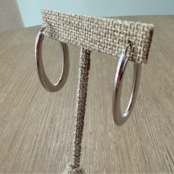 Jewelry - 14k White Gold Oval Hoop Earrings